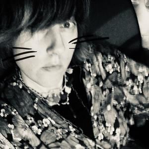 Meet your Posher, Dani